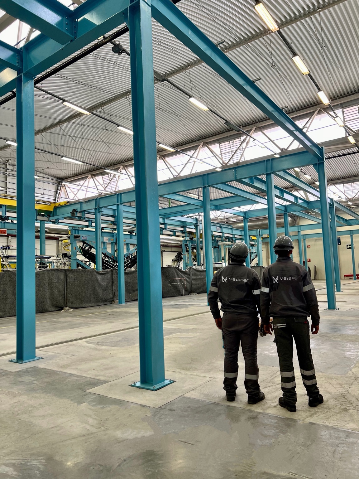 Montage industriel — equipas Metafer em projeto industrial